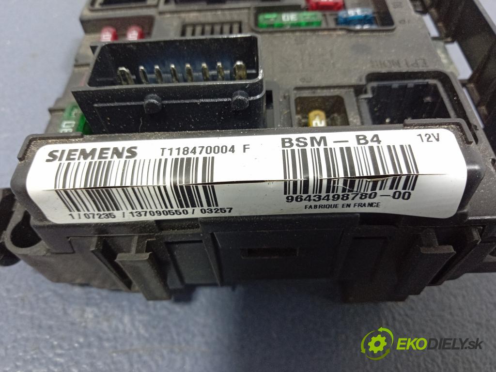 Citroen Berlingo 2003 skříňka Pojistky 9643498780