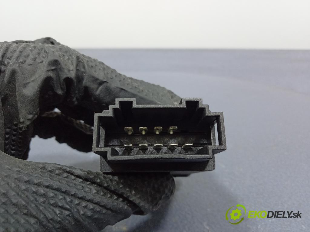 Audi A6 1998 Přepínač Světel: Nouzový 4B0941509C