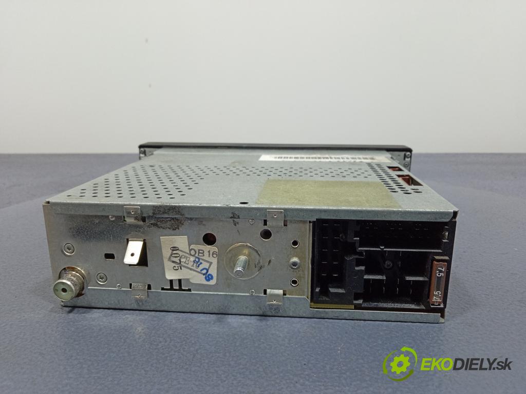 Audi A6 1998 Radio I Navigácia: 4B0035152B