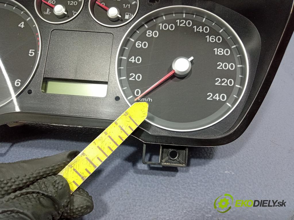 Ford Focus 2006 prístrojovka/ budíky 3M5F-10A855-A