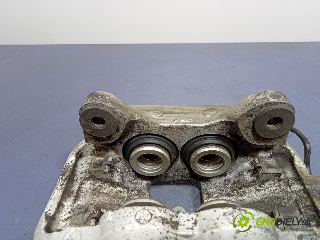 Bmw Seria 4 2021 brzdič brzdový Predné v pravo: 6885840