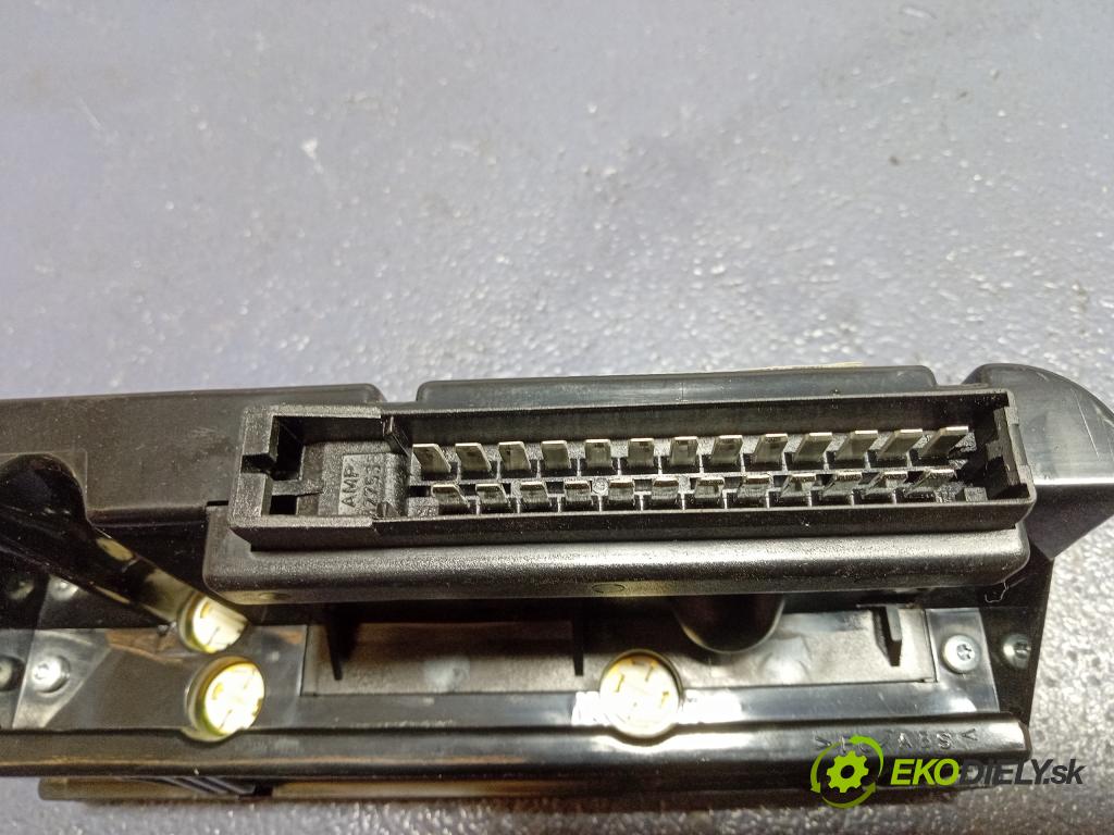 Saab 9-5 2002 displej Radio / GPS 5263264