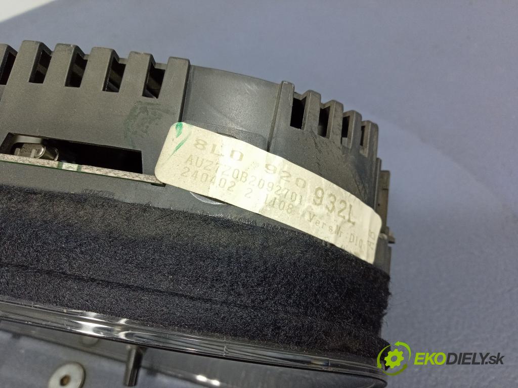 Audi A3 2002 prístrojovka/ budíky 8L0920932L