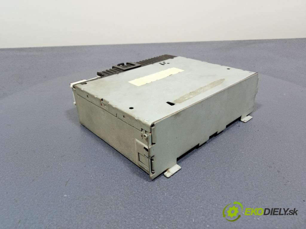 Bmw Seria 3 2000 Radio I Navigácia: 6907130