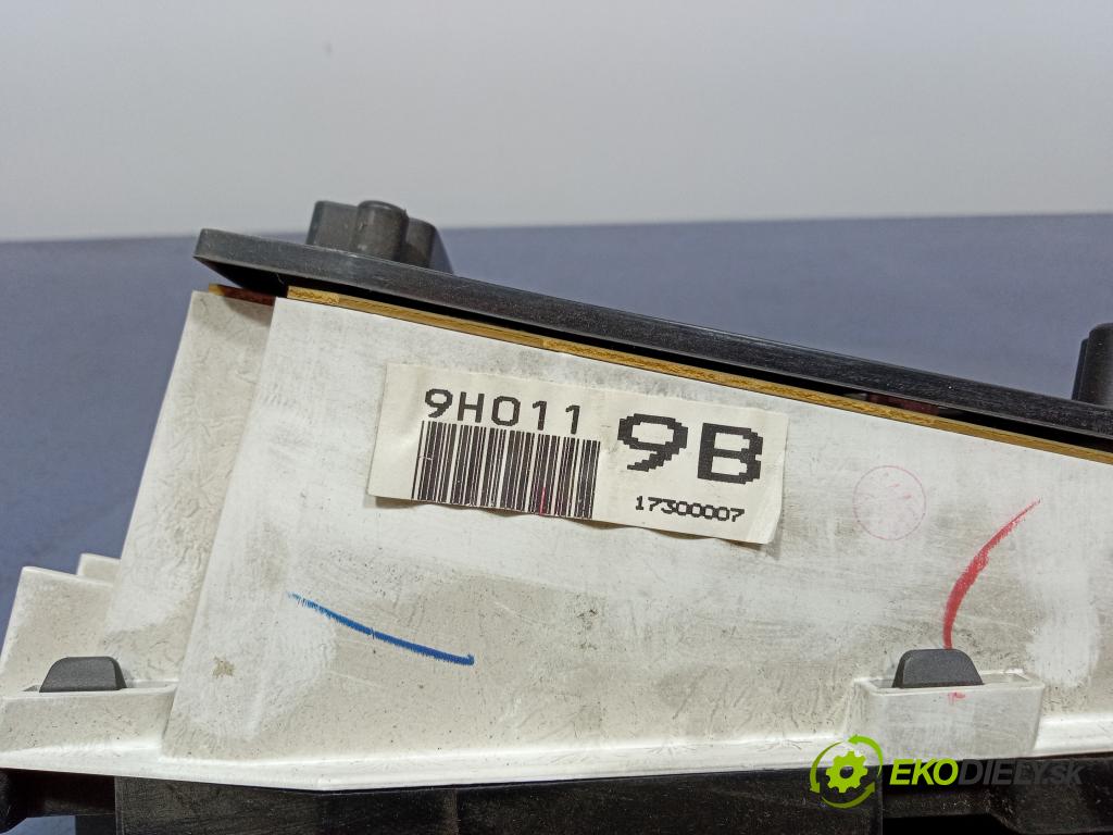 Nissan X-trail 2002 prístrojovka/ budíky 9H0119B