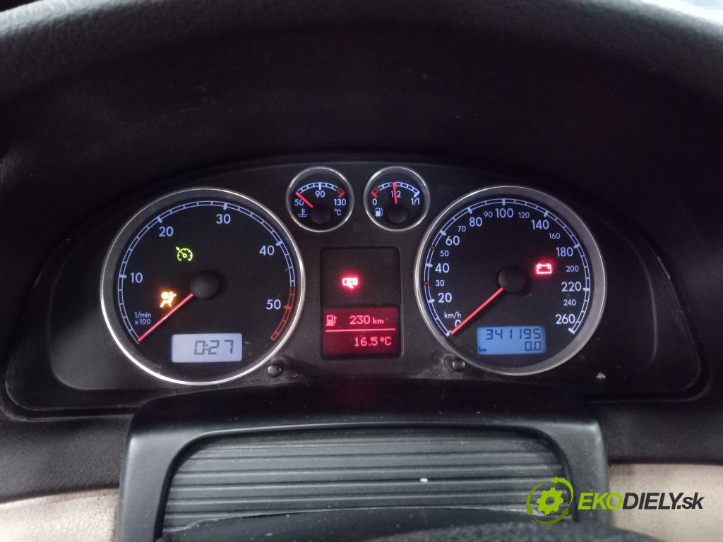 Vw Passat 2001 prístrojovka/ budíky 3B0920826A