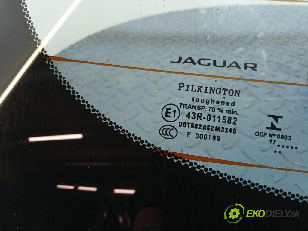 Jaguar Xf 2020 sklo zadna 01