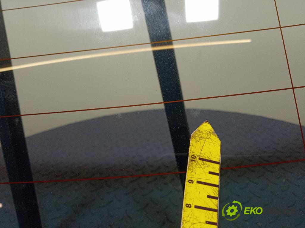 Jaguar Xf 2020 sklo zadna 01