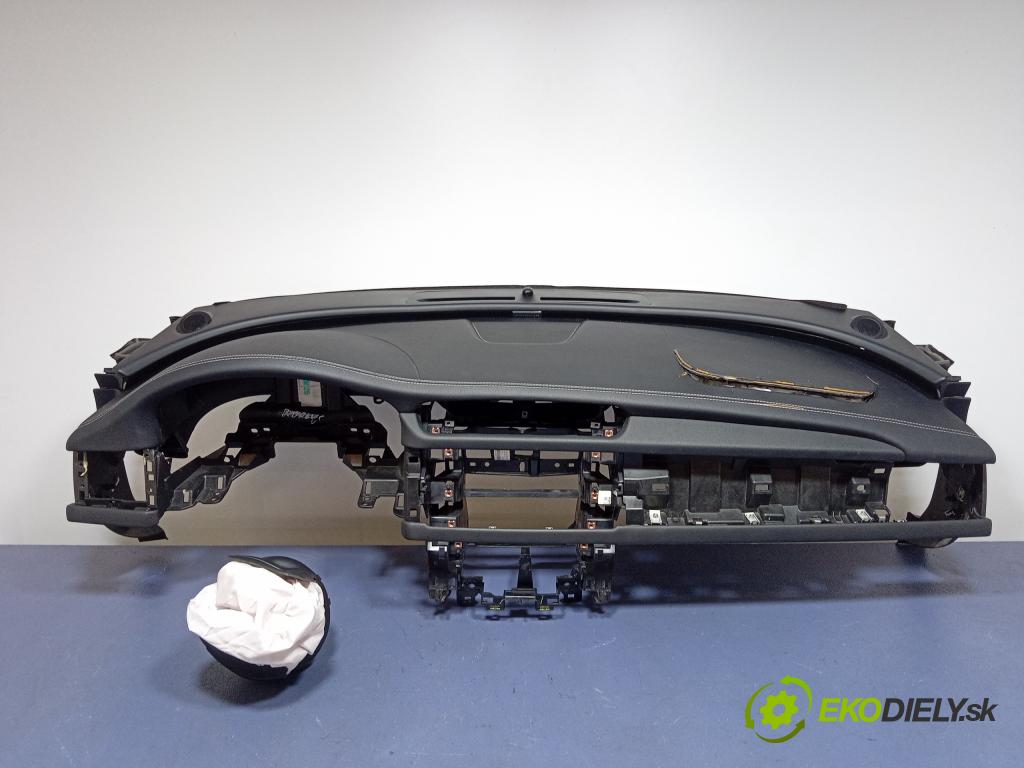 Jaguar Xf 2020 kokpit,pristrojová doska 01