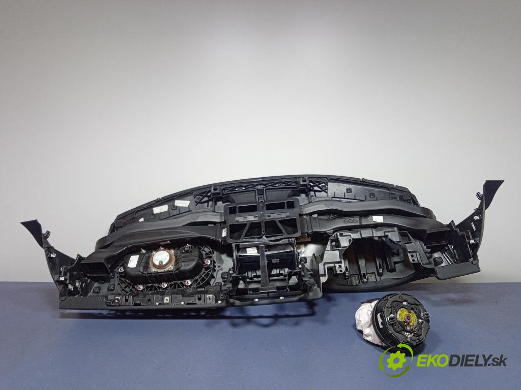 Jaguar Xf 2020 kokpit,pristrojová doska 01