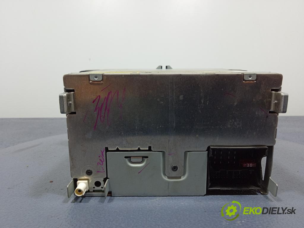 Skoda Octavia 2005 Radio I Navigácia: 1Z0035161B