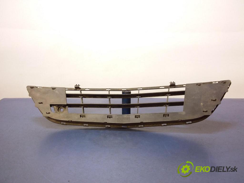 Opel Corsa 2007 nárazník před 13179958