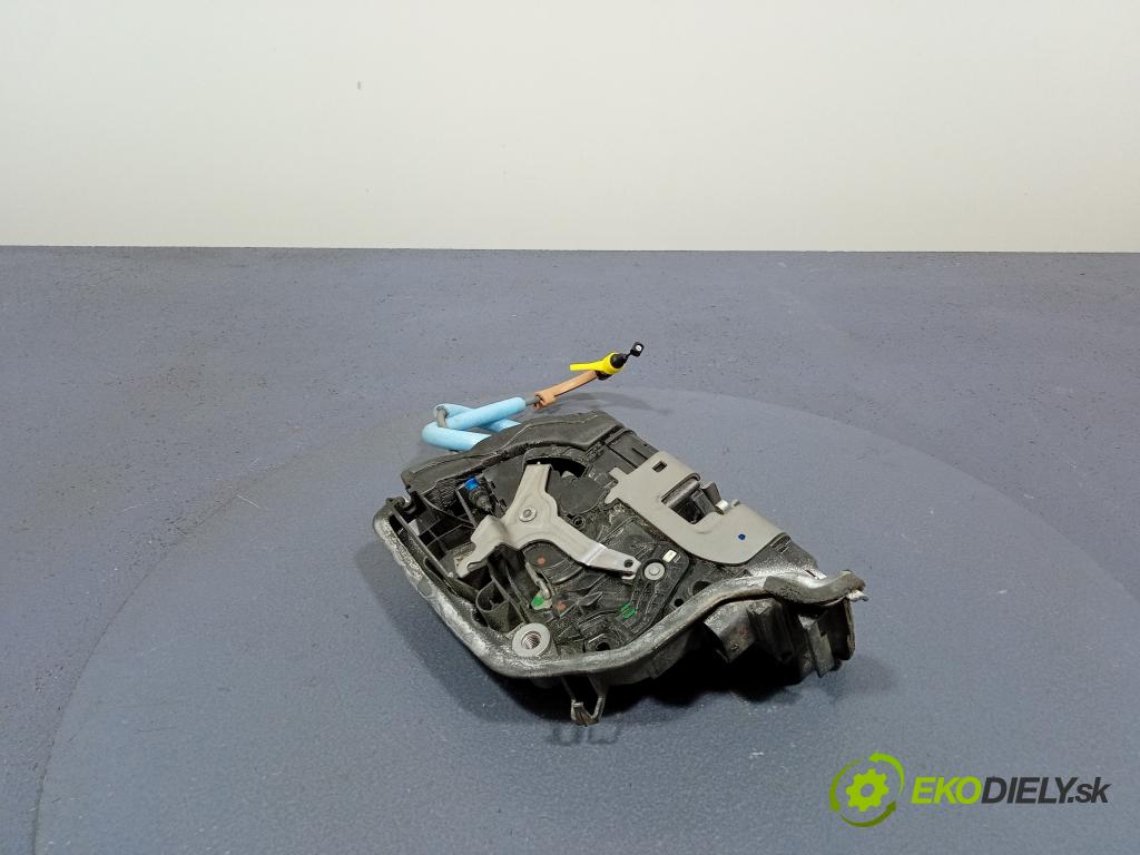 Bmw X7 0 zámek dveře Zad: Levý: 7477691