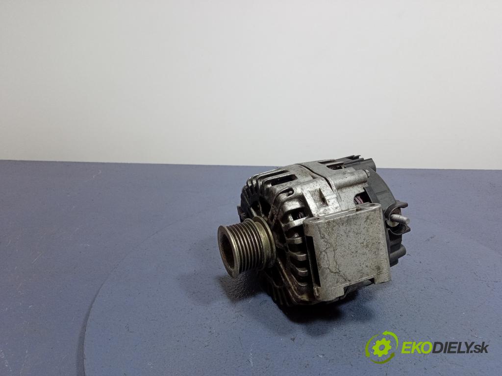 Mercedes GLS-Klasa 2017 Alternator A0009060903
