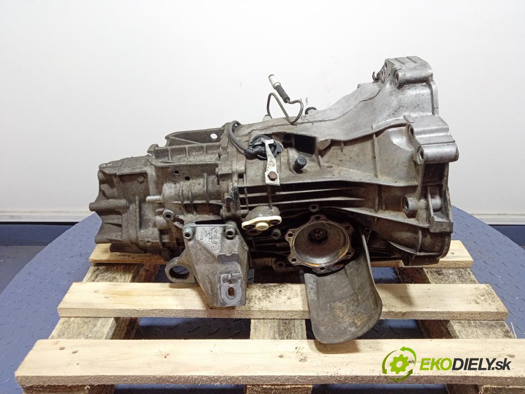 Audi A6 1997 prevodovka Manualna DHN