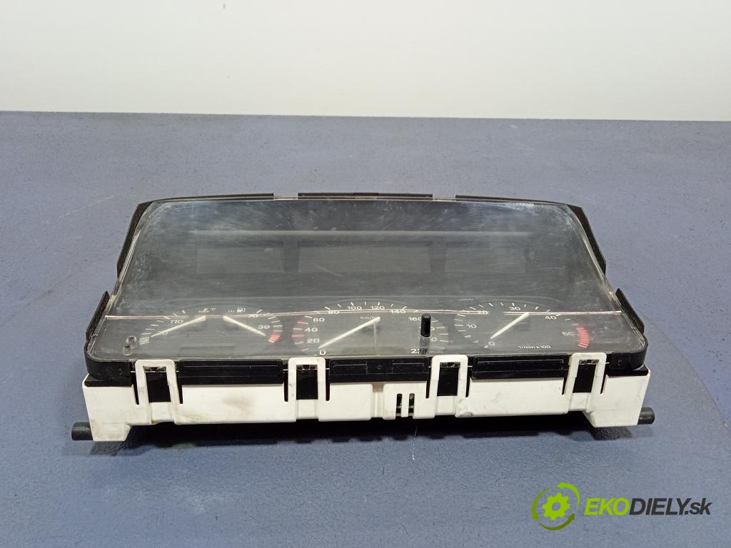 Vw Passat 1996 prístrojovka/ budíky 3A0919860
