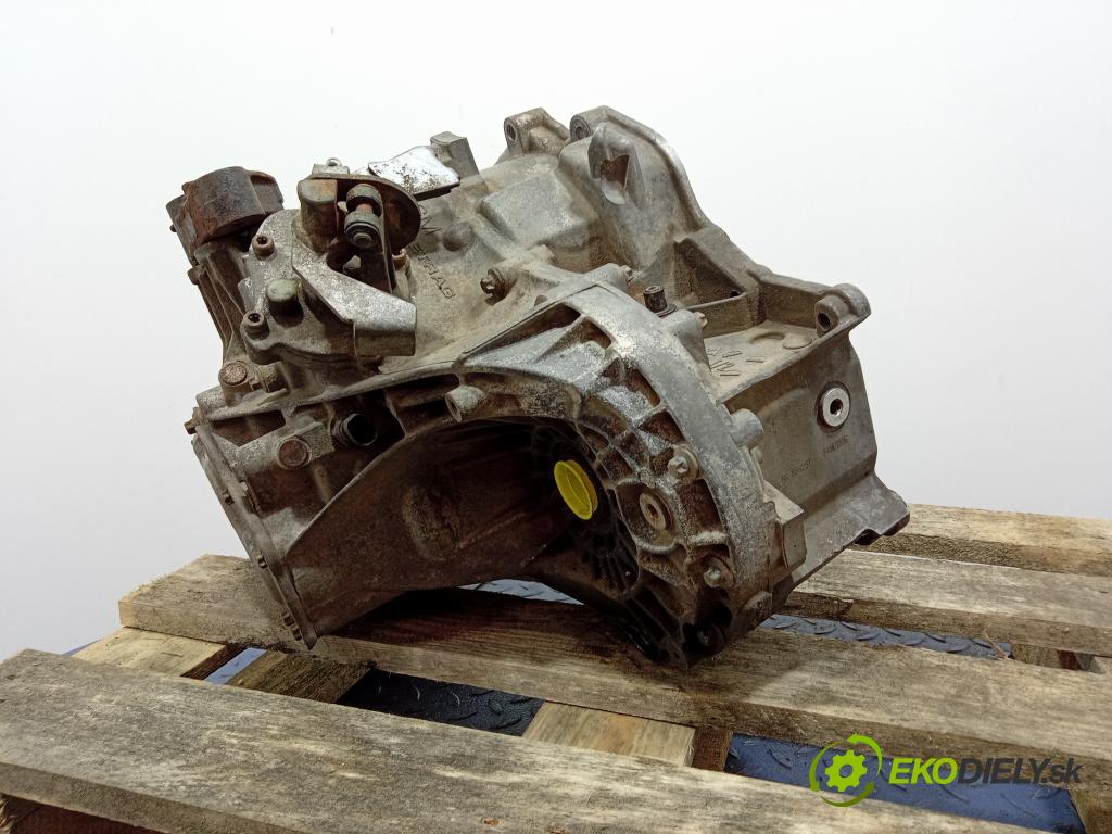 Opel Combo 2007 prevodovka Manualna F23