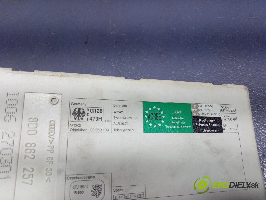 Audi A4 2001 čerpadlo Centrální Zámek 8D0862257