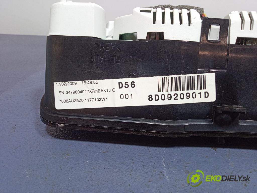 Audi A4 2001 prístrojovka/ budíky 8D0920901D