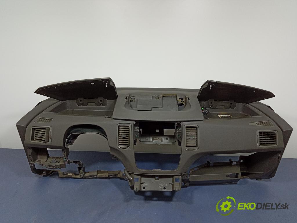 Fiat Idea 2004 kokpit,pristrojová doska 735361781
