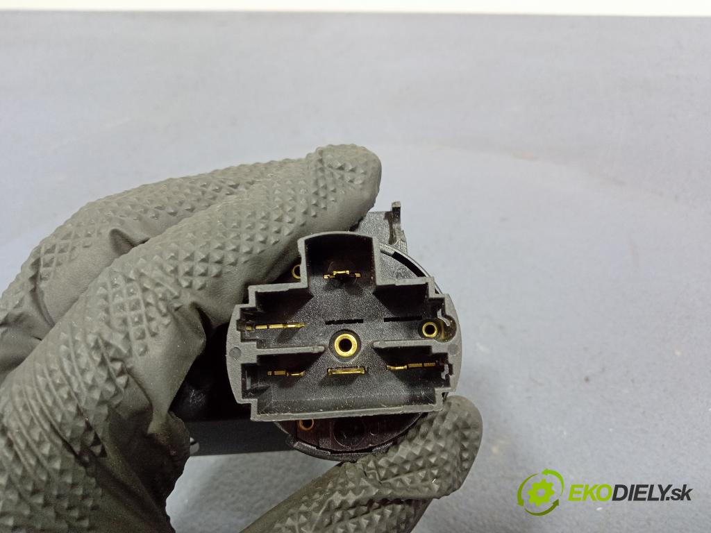 Fiat Idea 2004 řídící jednotka Motor: 