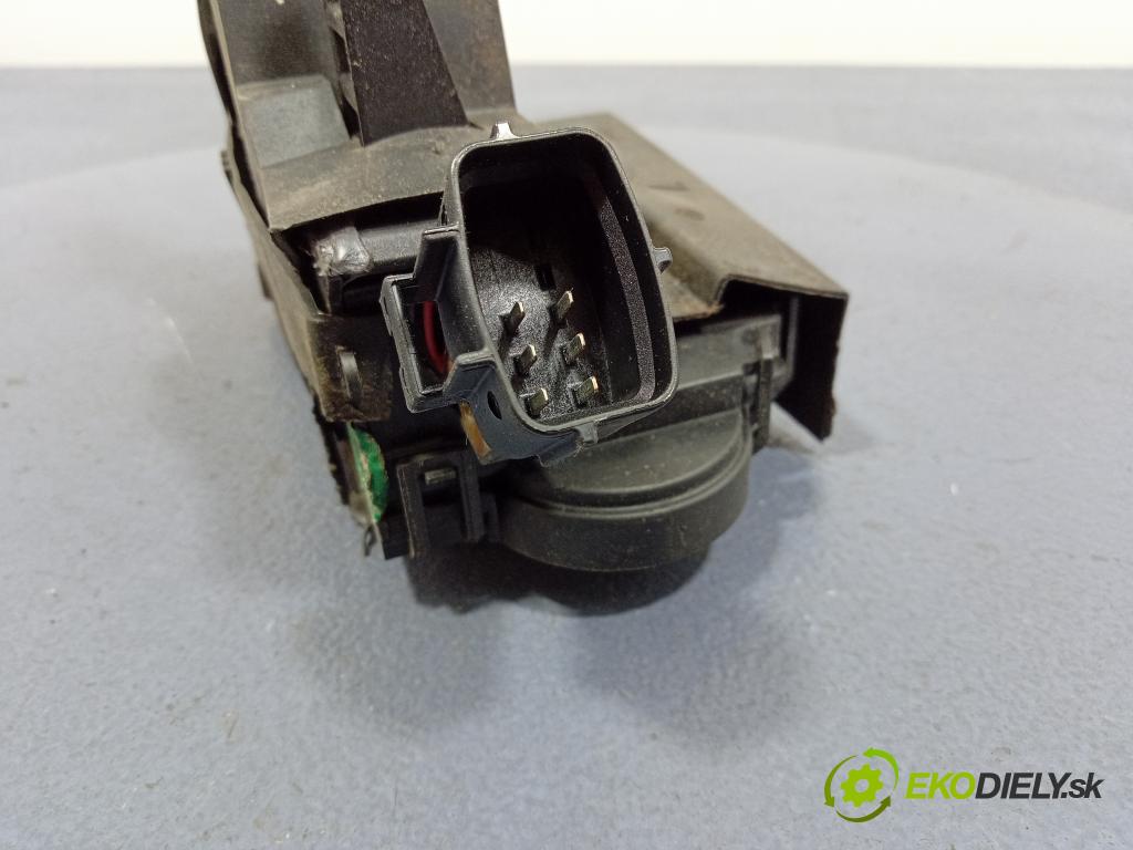Fiat Idea 2004 zámek dveře před Levý: 51708421