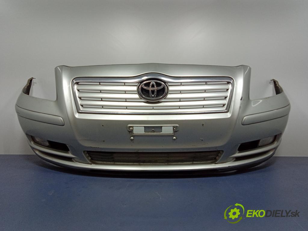 Toyota Avensis 2004 nárazník před 01