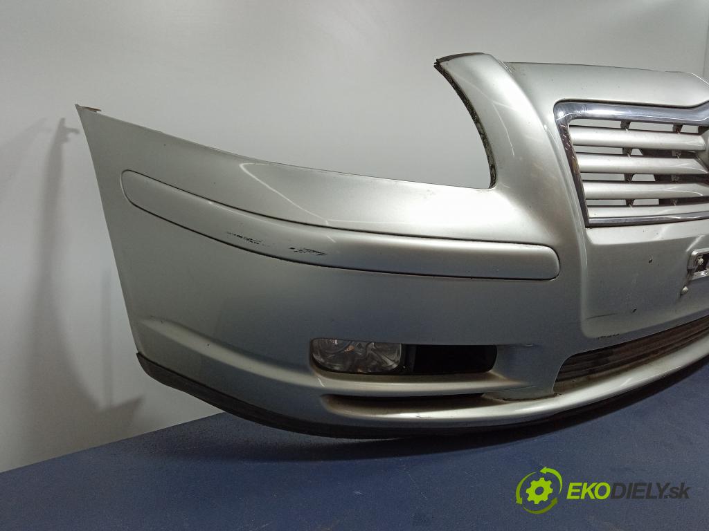 Toyota Avensis 2004 nárazník před 01