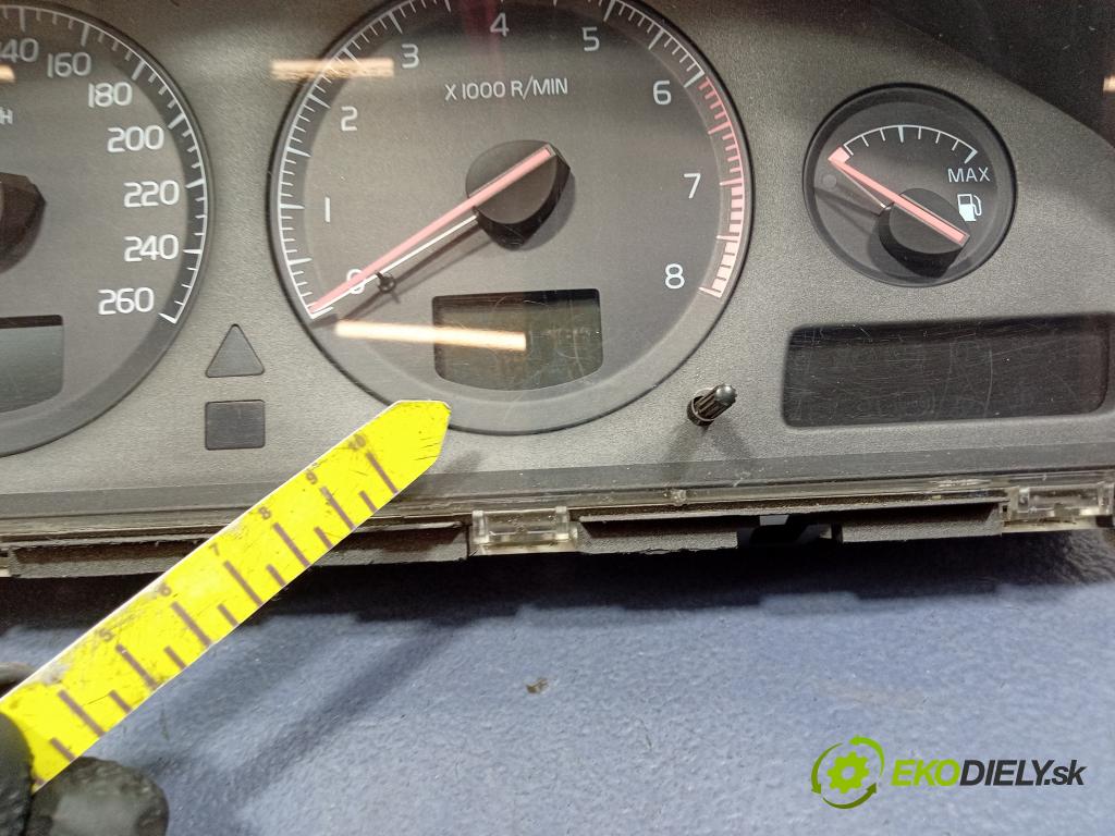 Volvo S70/V70 2002 prístrojovka/ budíky 8637993