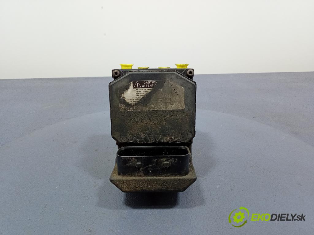 Toyota Avensis 2004 čerpadlo ABS x 44540-05033