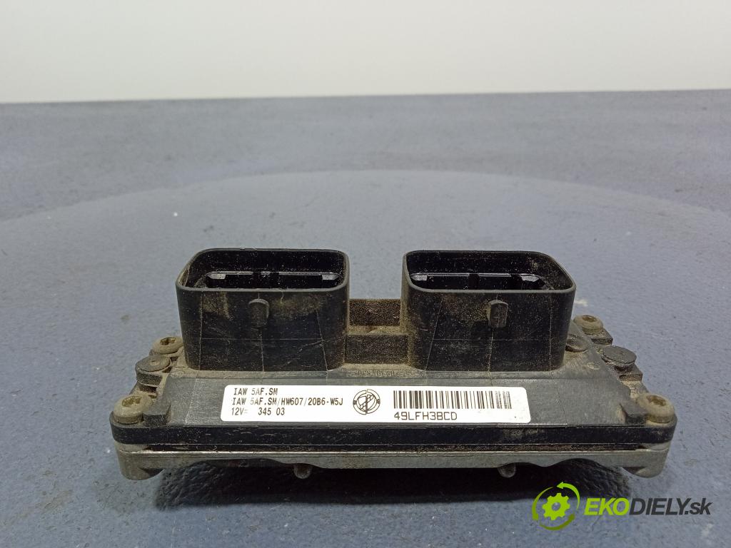 Fiat Panda 2004 řídící jednotka Motor: 55193434