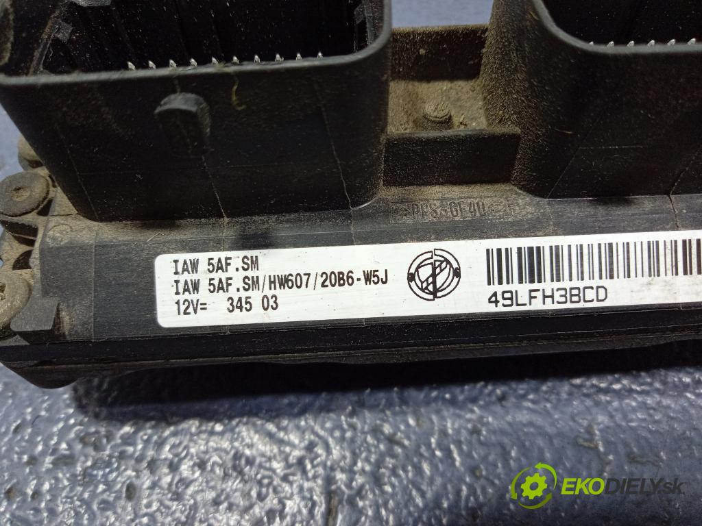 Fiat Panda 2004 řídící jednotka Motor: 55193434