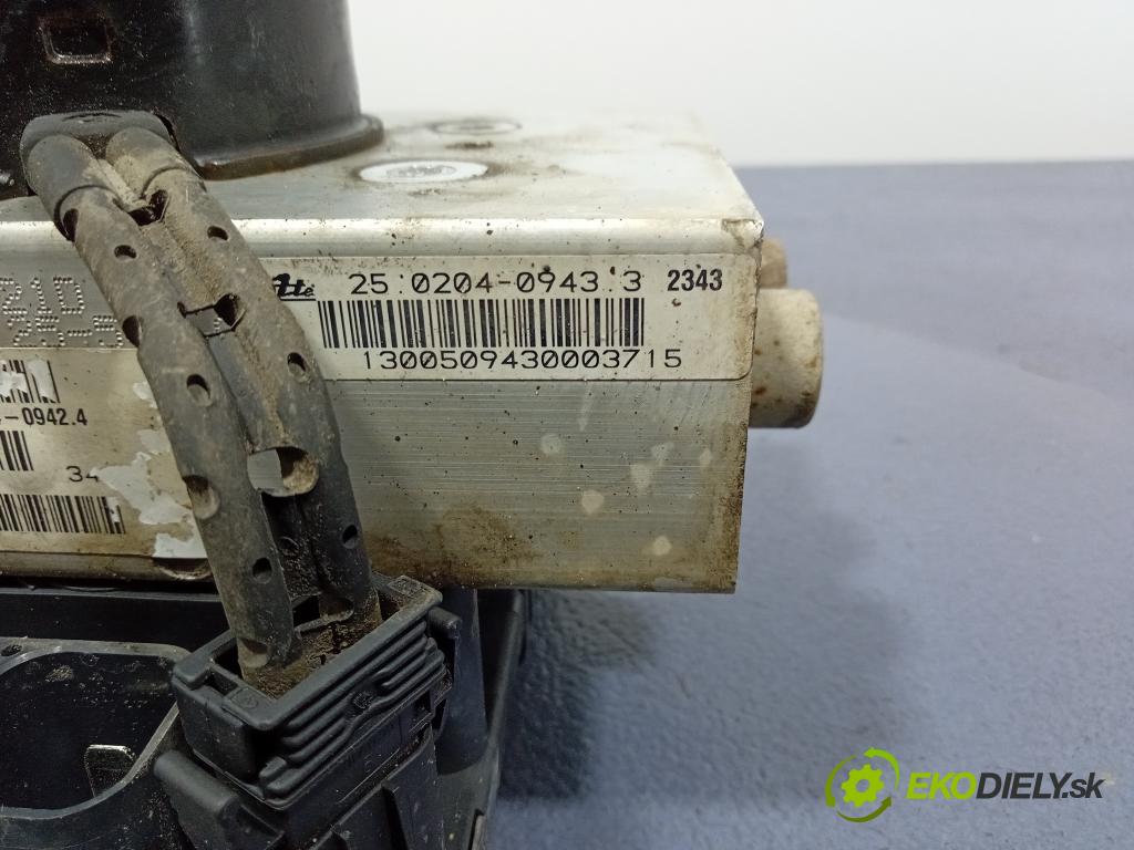 Chrysler Voyager 2003 čerpadlo ABS x 04683932AB