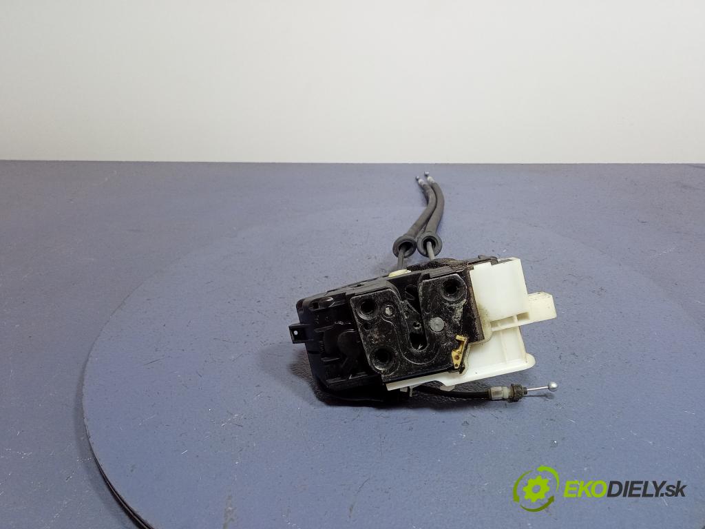 Hyundai Sonata 2007 zámek dveře před v pravo: 81320-3K011