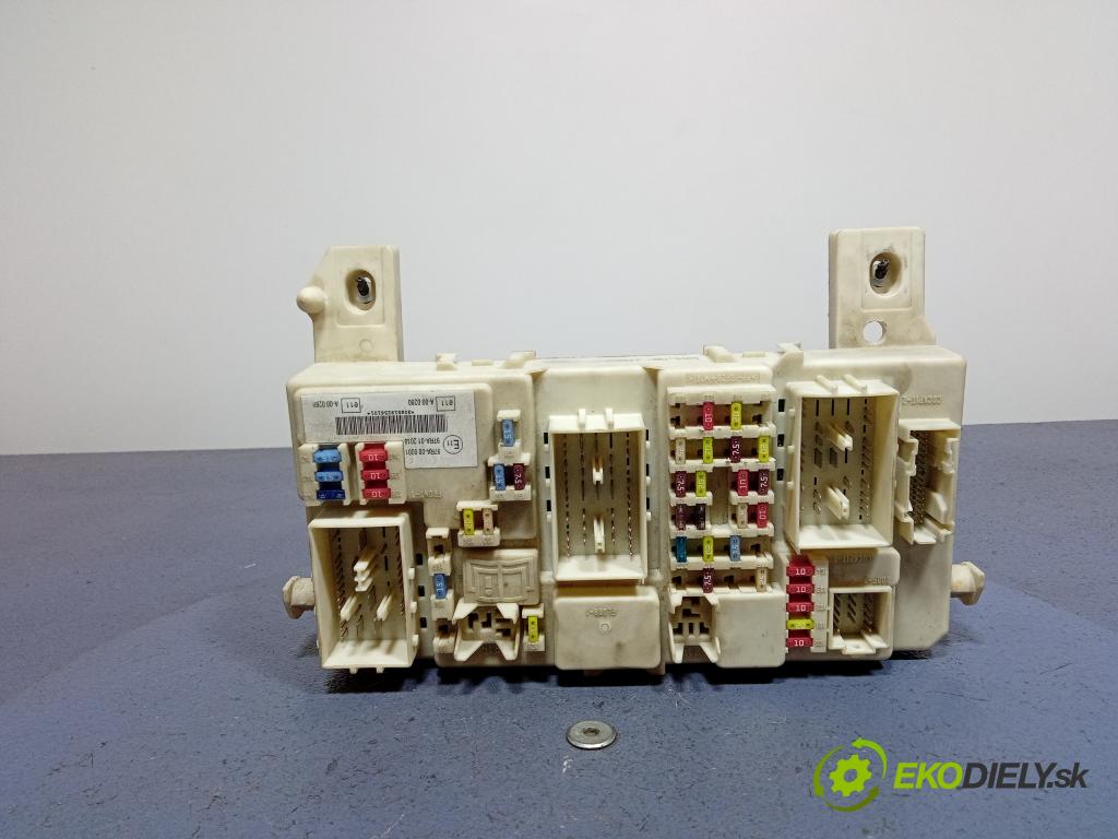 Ford C-max 2007 skříňka Pojistky 7M5T14A073FB