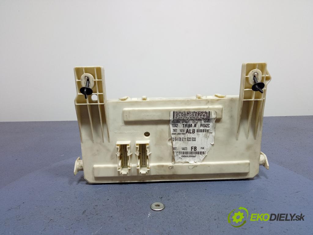 Ford C-max 2007 skříňka Pojistky 7M5T14A073FB