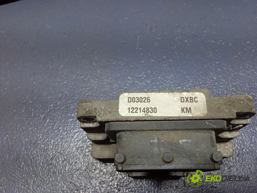 Opel Meriva 2003 řídící jednotka Motor: 12214830