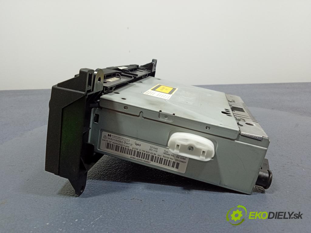 Mercedes A-klasa 2005 Radio I Navigácia: A1698200286