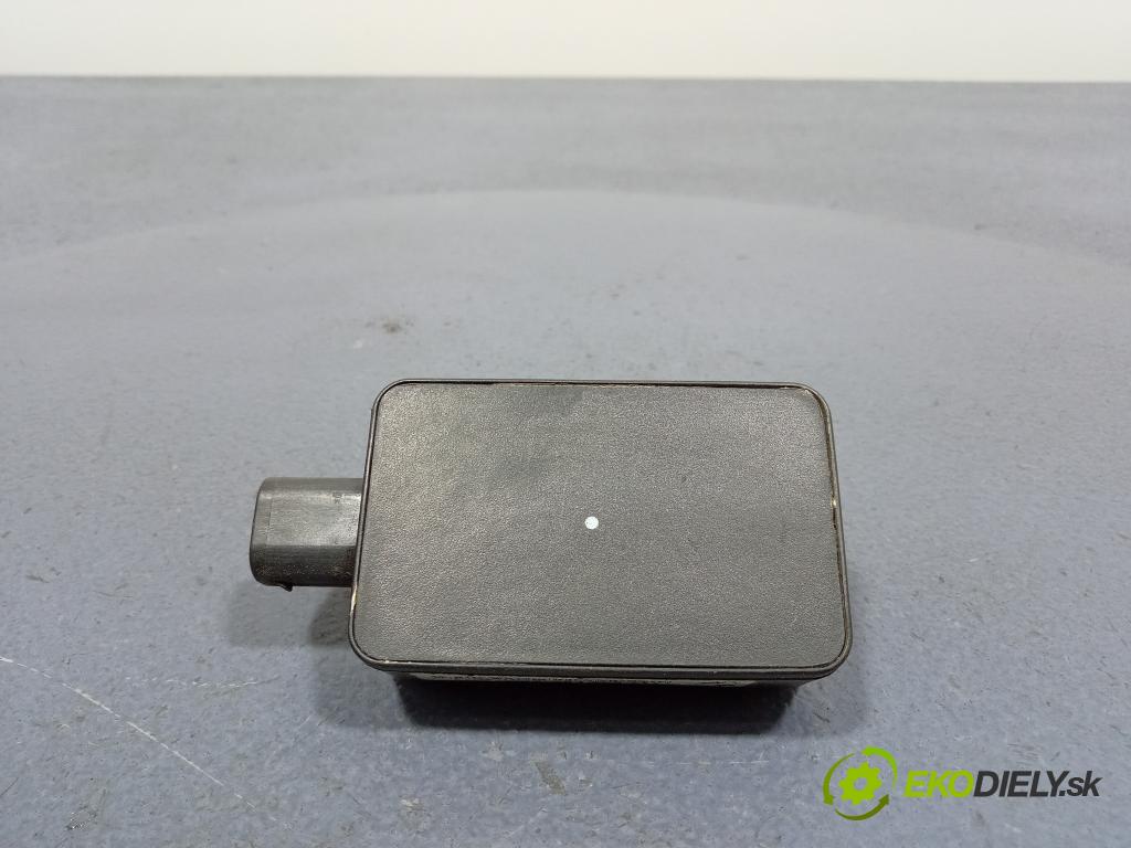 Vw New beetle 1998 snímač ESP. 1J0907637