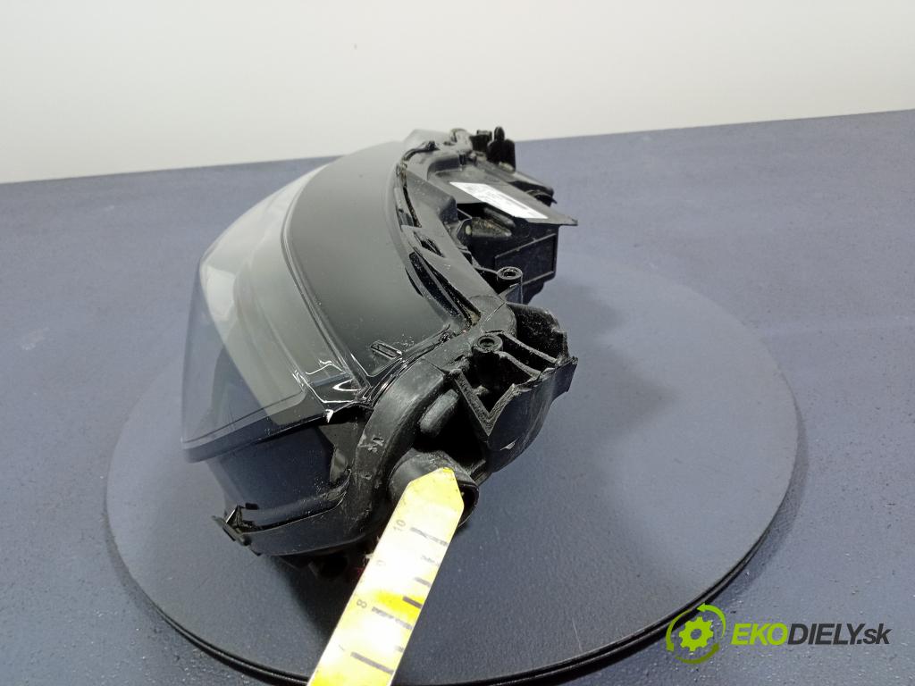 Peugeot 208 0 Reflektor: Vľavo: 9855524680