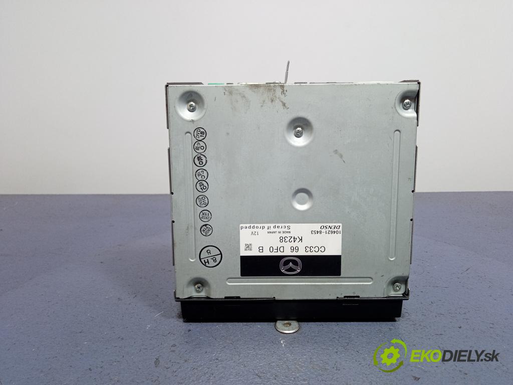 Mazda 5 2005 Radio I Navigácia: CC33668FXB