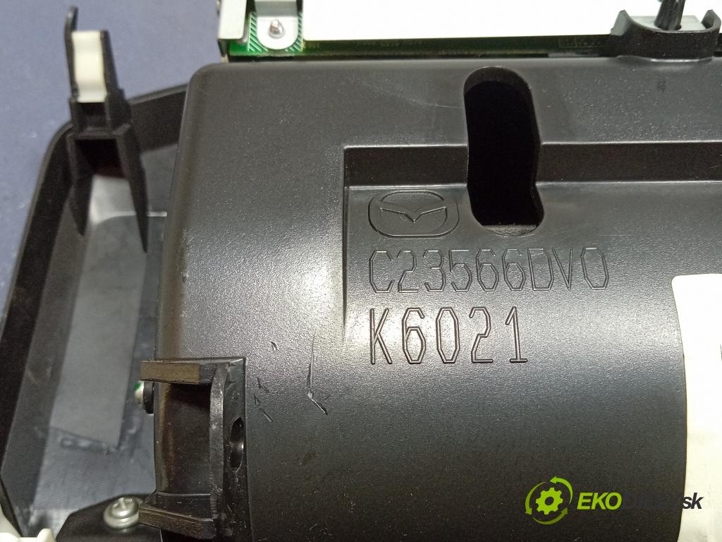 Mazda 5 2005 displej Radio / GPS CC2966DV0