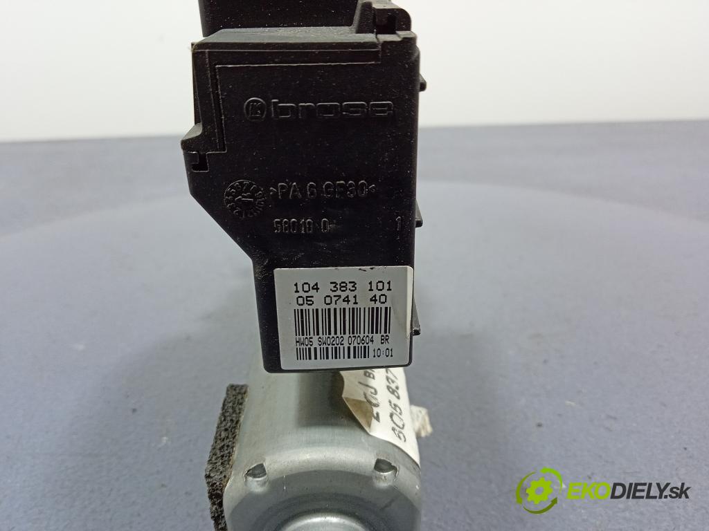 Vw Polo 2002 mechanismus stahování Sklenka: před v pravo: 6Q5837752A