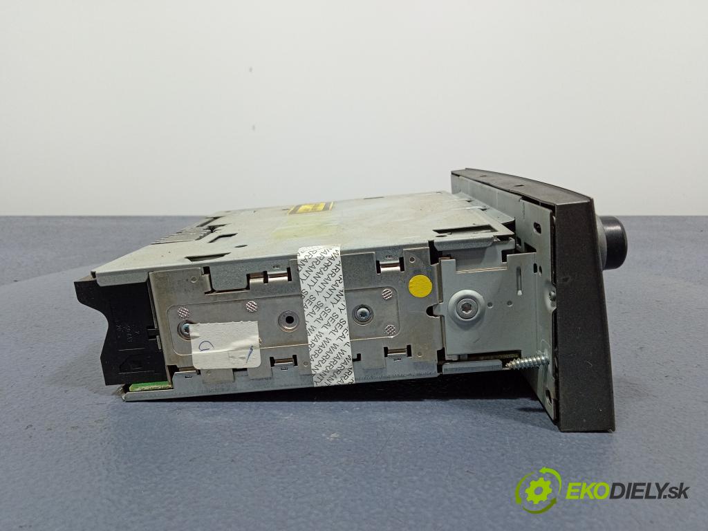 Citroen C5 2005 Radio I Navigácia: 01