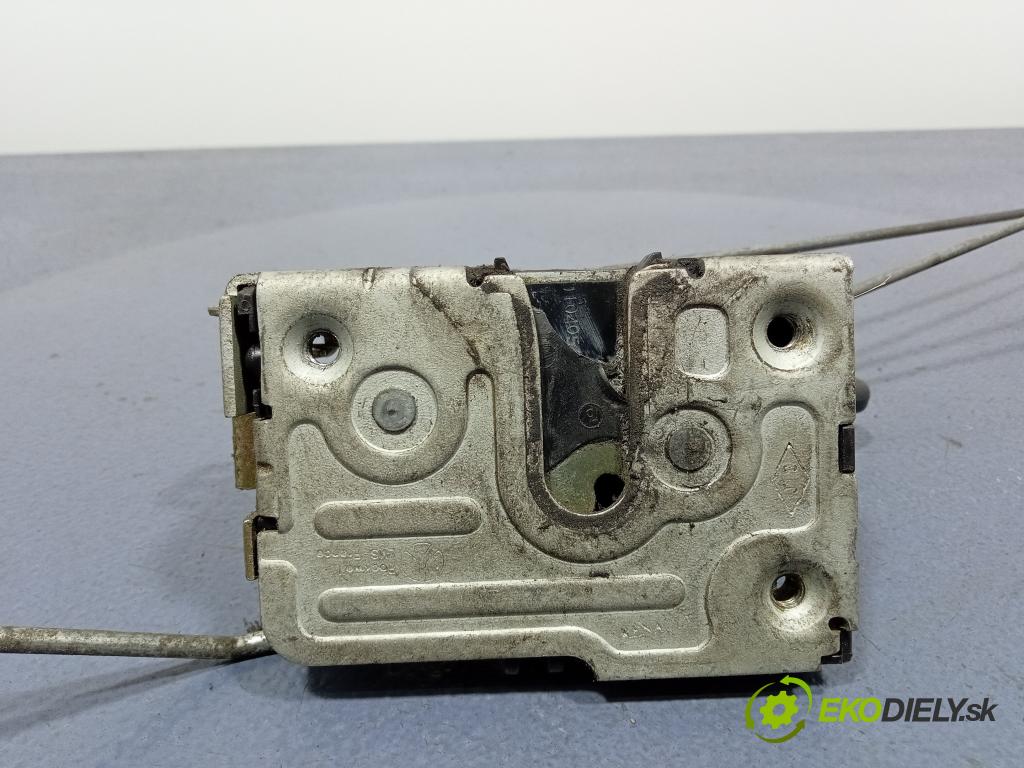 Opel Movano 2003 zámek dveře před Levý: 01