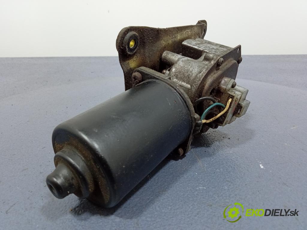 Opel Frontera 2000 mechanismus motorek Stěrače: před 01