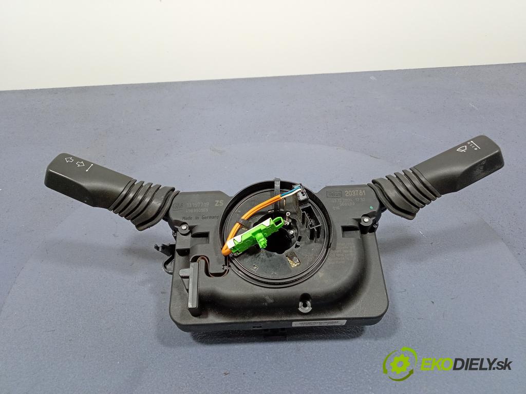Opel Astra 2005 řídící jednotka Motor: 55556829