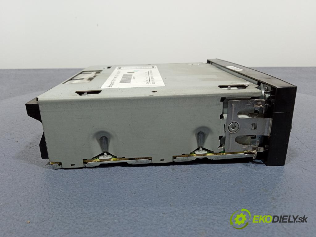 Citroen Berlingo 2009 Radio I Navigácia: 9666393777