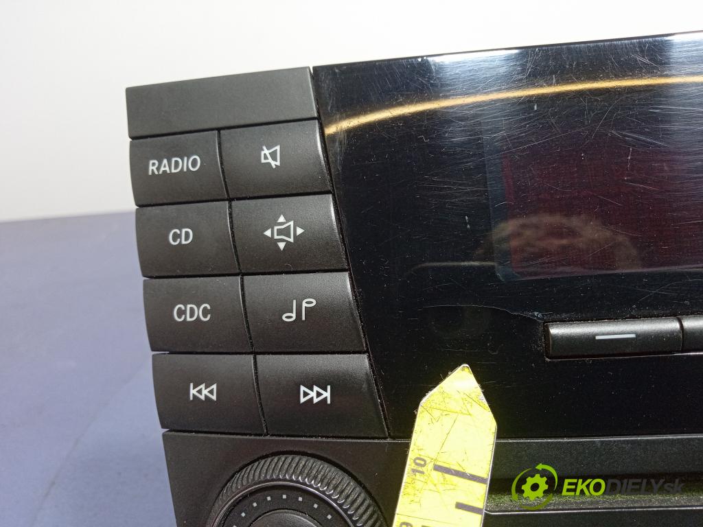 Mercedes E-klasa 2004 Radio I Navigácia: A2118209889