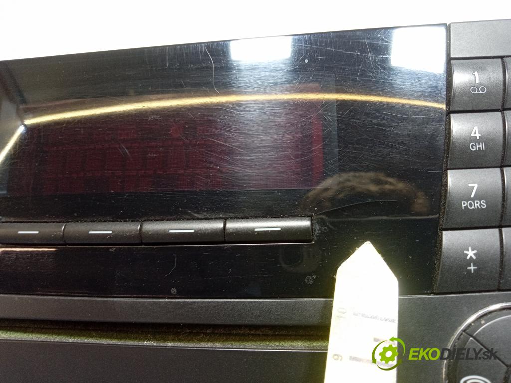 Mercedes E-klasa 2004 Radio I Navigácia: A2118209889